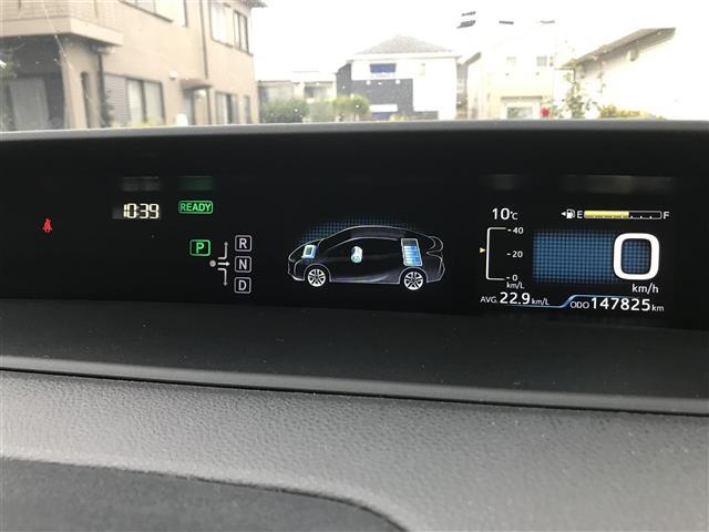 プリウス Ｓ　禁煙車／カーナビ／スマートキー／プッシュスタート／バックカメラ／ＥＴＣ／ステアリングリモコン／オートライト／電格ミラー／パワーウインドウ／防眩ミラー（10枚目）