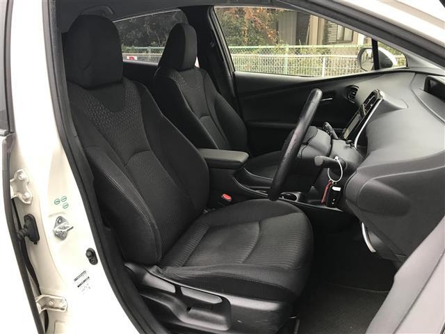 プリウス Ｓ　禁煙車／カーナビ／スマートキー／プッシュスタート／バックカメラ／ＥＴＣ／ステアリングリモコン／オートライト／電格ミラー／パワーウインドウ／防眩ミラー（23枚目）