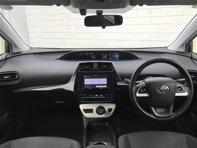 プリウス Ｓ　禁煙車／カーナビ／スマートキー／プッシュスタート／バックカメラ／ＥＴＣ／ステアリングリモコン／オートライト／電格ミラー／パワーウインドウ／防眩ミラー（29枚目）