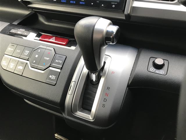 ステップワゴンスパーダ Ｚ　クールスピリット　ワンオーナー／禁煙車／カーナビ／スマートキー／プッシュスタート／バックカメラ／両側パワースライドドア／クルーズコントロール／アイドリングストップ／パドルシフト／オートライト／ステアリングリモコン（17枚目）