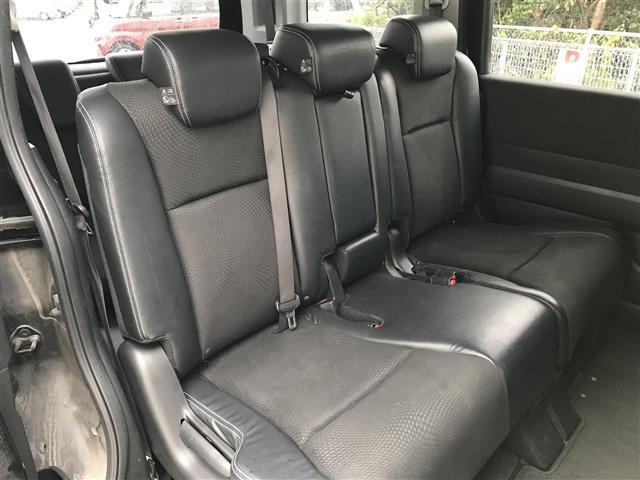 ステップワゴンスパーダ Ｚ　クールスピリット　ワンオーナー／禁煙車／カーナビ／スマートキー／プッシュスタート／バックカメラ／両側パワースライドドア／クルーズコントロール／アイドリングストップ／パドルシフト／オートライト／ステアリングリモコン（30枚目）