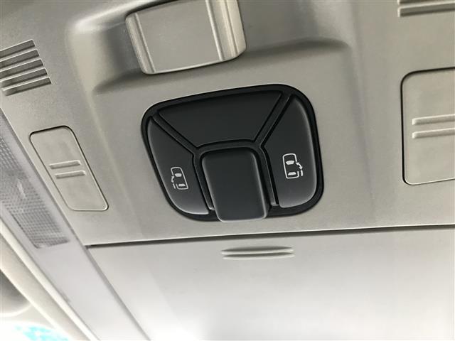 ヴェルファイア ２．４Ｚ　禁煙車／カーナビ／スマートキー／プッシュスタート／バックカメラ／両側パワースライドドア／ＥＴＣ／フリップダウンモニター／コーナーセンサー／チップアップシート／ステアリングリモコン／オートライト（18枚目）