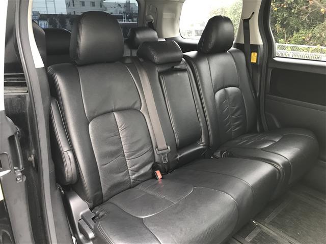 ヴェルファイア ２．４Ｚ　禁煙車／カーナビ／スマートキー／プッシュスタート／バックカメラ／両側パワースライドドア／ＥＴＣ／フリップダウンモニター／コーナーセンサー／チップアップシート／ステアリングリモコン／オートライト（28枚目）