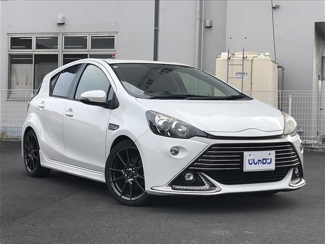 アクア G G’s 禁煙車/カーナビ/スマートキー/プッシュスタート/バックカメラ/ETC/ドライブレコーダー/クルーズコントロール/シートヒーター/ステアリングリモコン/オートライト/電格ミラー/防眩ミラー(2枚目)