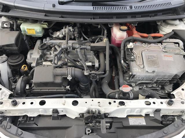 アクア G G’s 禁煙車/カーナビ/スマートキー/プッシュスタート/バックカメラ/ETC/ドライブレコーダー/クルーズコントロール/シートヒーター/ステアリングリモコン/オートライト/電格ミラー/防眩ミラー(8枚目)