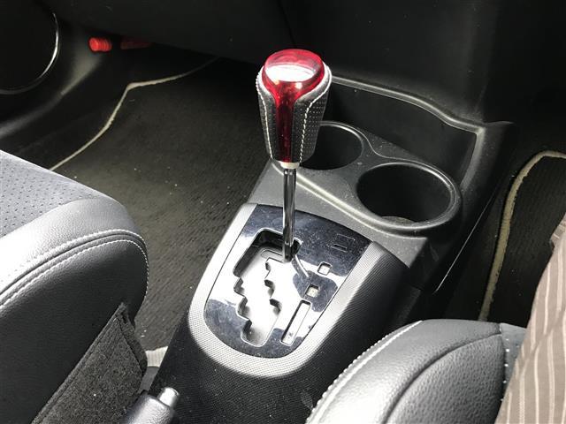 アクア G G’s 禁煙車/カーナビ/スマートキー/プッシュスタート/バックカメラ/ETC/ドライブレコーダー/クルーズコントロール/シートヒーター/ステアリングリモコン/オートライト/電格ミラー/防眩ミラー(17枚目)