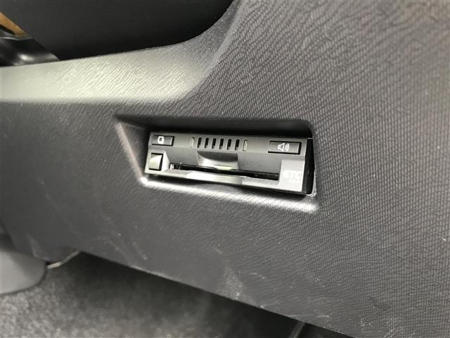 アクア G G’s 禁煙車/カーナビ/スマートキー/プッシュスタート/バックカメラ/ETC/ドライブレコーダー/クルーズコントロール/シートヒーター/ステアリングリモコン/オートライト/電格ミラー/防眩ミラー(21枚目)