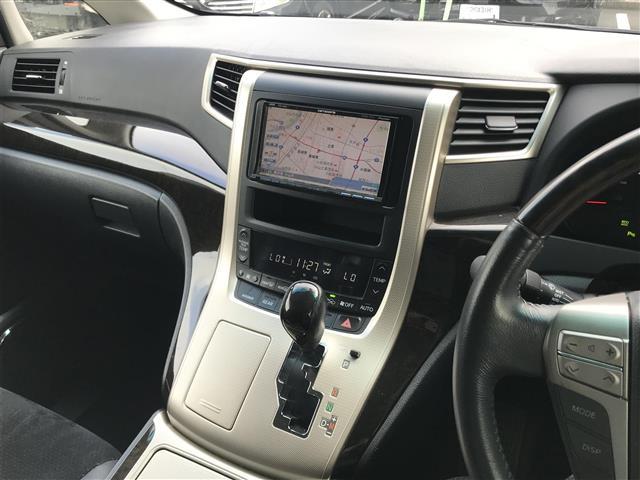 ヴェルファイア 2.4Z ゴールデンアイズ 禁煙車/カーナビ/スマートキー/プッシュスタート/バックカメラ/両側パワースライドドア/クルーズコントロールETC/コーナーセンサー/パワーバックドア/システムコンソール/クルーズコントロール(17枚目)