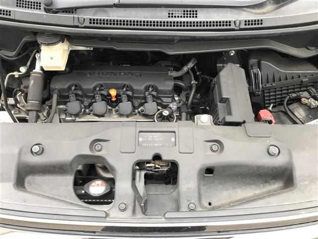 ステップワゴンスパーダ Z クールスピリット ワンオーナー/禁煙車/カーナビ/スマートキー/バックカメラ/ETC/両側パワースライドドア/クルーズコントロール/アイドリングストップ/パドルシフト/ステアリングリモコン/オートライト/電格ミラー(8枚目)