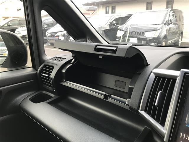 ステップワゴンスパーダ Z クールスピリット ワンオーナー/禁煙車/カーナビ/スマートキー/バックカメラ/ETC/両側パワースライドドア/クルーズコントロール/アイドリングストップ/パドルシフト/ステアリングリモコン/オートライト/電格ミラー(23枚目)