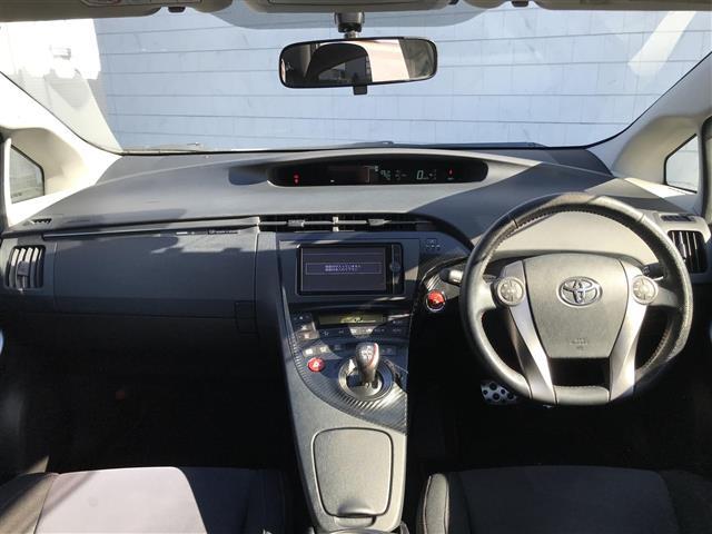 プリウス Sツーリングセレクション・G’s 禁煙車/カーナビ/スマートキー/プッシュスタート/バックカメラ/ETC/ステアリングリモコン/オートライト/電格ミラー//パワーウインドウ/防眩ミラー(29枚目)