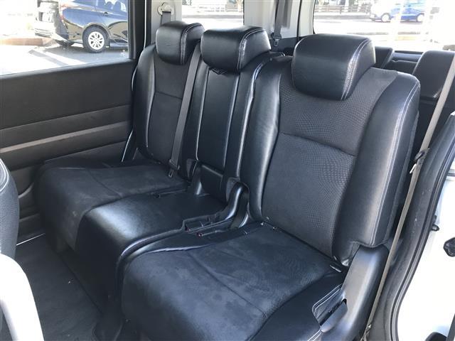 ステップワゴンスパーダ Z クールスピリット インターナビ セレクション 禁煙車/カーナビ/スマートキー/バックカメラ/ETC/クルーズコントロール/両側パワースライドドア/アイドリングストップ/パドルシフト/ステアリングリモコン/オートライト/電格ミラー/防眩ミラー(29枚目)