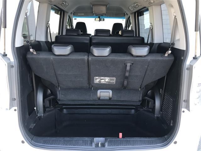 ステップワゴンスパーダ Z クールスピリット インターナビ セレクション 禁煙車/カーナビ/スマートキー/バックカメラ/ETC/クルーズコントロール/両側パワースライドドア/アイドリングストップ/パドルシフト/ステアリングリモコン/オートライト/電格ミラー/防眩ミラー(33枚目)