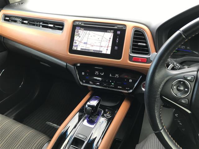 ヴェゼル ハイブリッドZ 禁煙車/カーナビ/スマートキー/バックカメラ/ETC/クルーズコントロール/衝突軽減システム/シートヒーター/ルーフレール/チップアップシート/ステアリングリモコン/パドルシフト/オートライト(17枚目)