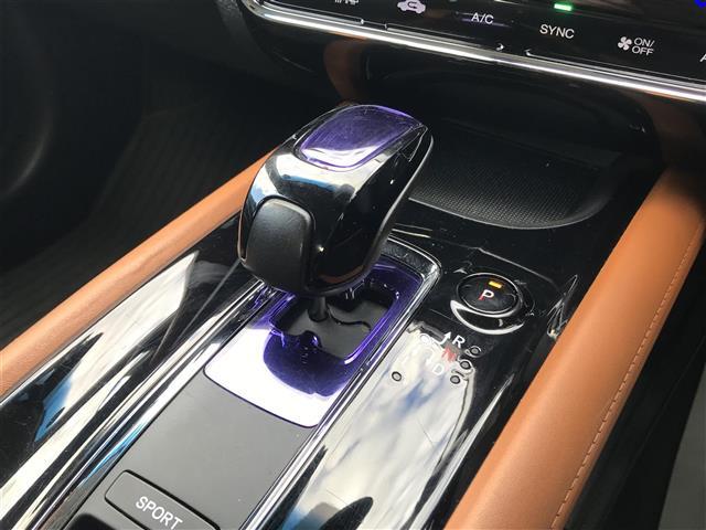 ヴェゼル ハイブリッドZ 禁煙車/カーナビ/スマートキー/バックカメラ/ETC/クルーズコントロール/衝突軽減システム/シートヒーター/ルーフレール/チップアップシート/ステアリングリモコン/パドルシフト/オートライト(18枚目)