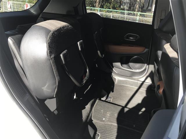 ヴェゼル ハイブリッドZ 禁煙車/カーナビ/スマートキー/バックカメラ/ETC/クルーズコントロール/衝突軽減システム/シートヒーター/ルーフレール/チップアップシート/ステアリングリモコン/パドルシフト/オートライト(28枚目)