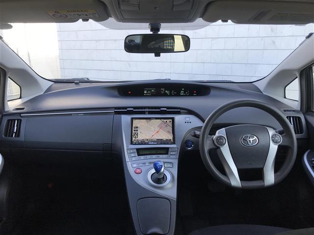 プリウス Sツーリングセレクション 禁煙車/カーナビ/スマートキー/プッシュスタート/バックカメラ/ETC/ヘッドライトウォッシャー/ステアリングリモコン/オートライト/防眩ミラー/パワーウインドウ/電格ミラー(9枚目)