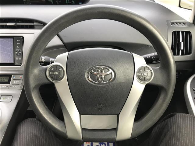 プリウス S 禁煙車/カーナビ/スマートキー/プッシュスタート/バックカメラ/ETC/オートライト/電格ミラー/防眩ミラー/パワーウインドウ/ステアリングリモコン(11枚目)