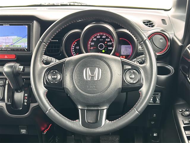 N-BOXカスタム 2トーンカラースタイル G・ターボAパッケージ ☆社外ナビ AVIC-ZH77(フルセグTV/Bluetooth/CD/DVD/AM/FM/)☆クルーズコントロール☆ETC ☆パドルシフト ☆バックカメラ☆両側パワースライドドア(7枚目)