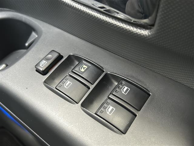 bB Z 煌 純正SDナビ(CD/DVD/DTV/Bluetooth)社外エアロ 純正フロアマット スマートキー ハーフレザーシート(11枚目)