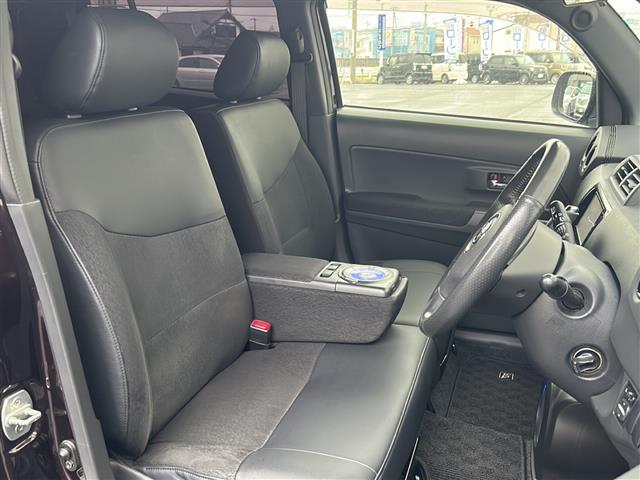 bB Z 煌 純正SDナビ(CD/DVD/DTV/Bluetooth)社外エアロ 純正フロアマット スマートキー ハーフレザーシート(20枚目)
