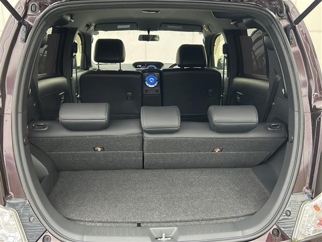 bB Z 煌 純正SDナビ(CD/DVD/DTV/Bluetooth)社外エアロ 純正フロアマット スマートキー ハーフレザーシート(25枚目)