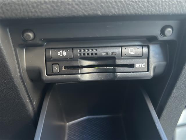 アルファード 350S Cパッケージ 純正ナビ(TV/BT/CD/DVD/HDD)バックカメラ/純正フリップダウンモニター/ビルトインETC/前後ドライブレコーダー/両側パワースライドドア/電動リアゲート/シートメモリー/(7枚目)