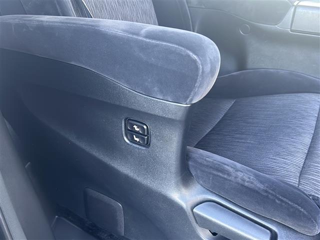 アルファード 350S Cパッケージ 純正ナビ(TV/BT/CD/DVD/HDD)バックカメラ/純正フリップダウンモニター/ビルトインETC/前後ドライブレコーダー/両側パワースライドドア/電動リアゲート/シートメモリー/(19枚目)