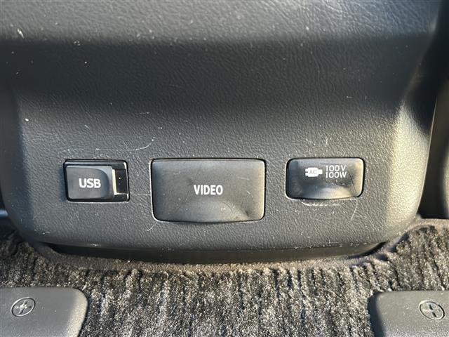 ヴェルファイア 2.4Z ☆HDDナビ(フルセグTV/CD/Bluetooth/AM/FM)☆両側パワースライドドア☆☆ETC☆バックカメラ☆全周囲カメラ☆オートHIDヘッドライト☆オットマン(17枚目)