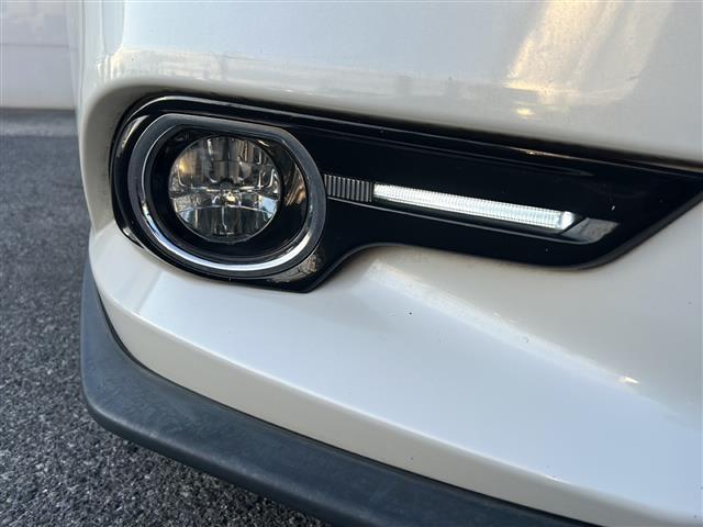 レガシィＢ４ リミテッド　純正ＳＤナビ（ＣＤ／ＤＶＤ／ＤＴＶ／Ｂｌｕｅｔｏｏｔｈ／ＵＳＢ）　純正Ｓｔｉエアロ　ＥｙｅＳｉｇｈｔＶｅｒ．３　全席シートヒーター　前方ドライブレコーダー　前席パワーシート　ＥＴＣ　社外ＲＭＰＡＷ（35枚目）