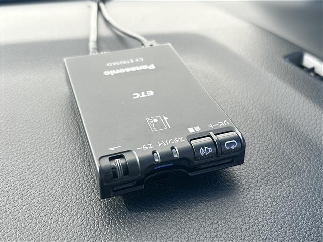 ピクシスメガ Ｄ　ＳＡＩＩＩ　☆純正ナビ　ＮＳＬＮ－Ｗ６８☆スマートアシストＩＩＩ☆ＥＴＣ☆バックカメラ☆両側イージークローザードア☆純正フロアマット☆リモコンキー☆アイドリングストップ☆車両・ナビ取扱説明書（4枚目）