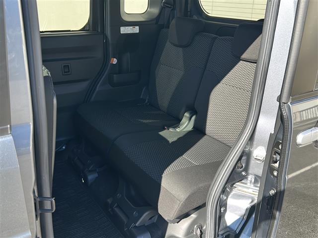 ピクシスメガ Ｄ　ＳＡＩＩＩ　☆純正ナビ　ＮＳＬＮ－Ｗ６８☆スマートアシストＩＩＩ☆ＥＴＣ☆バックカメラ☆両側イージークローザードア☆純正フロアマット☆リモコンキー☆アイドリングストップ☆車両・ナビ取扱説明書（19枚目）