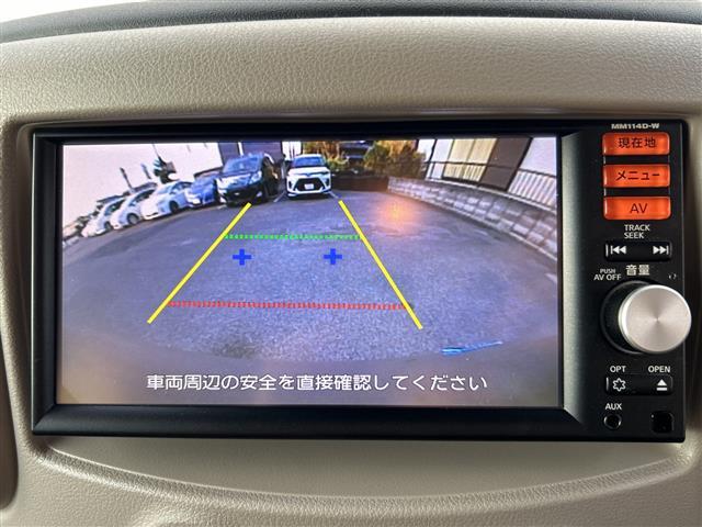 キューブ １５Ｘ　Ｖセレクション　純正ＳＤナビ（ＣＤ／ＤＴＶ／ＵＳＢ）バックカメラ　アイドリングストップ　ＥＴＣ　スマートキー　ライトレベライザー（6枚目）