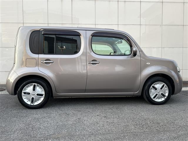 キューブ １５Ｘ　Ｖセレクション　純正ＳＤナビ（ＣＤ／ＤＴＶ／ＵＳＢ）バックカメラ　アイドリングストップ　ＥＴＣ　スマートキー　ライトレベライザー（29枚目）