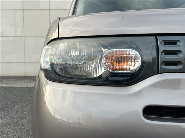 キューブ １５Ｘ　Ｖセレクション　純正ＳＤナビ（ＣＤ／ＤＴＶ／ＵＳＢ）バックカメラ　アイドリングストップ　ＥＴＣ　スマートキー　ライトレベライザー（32枚目）