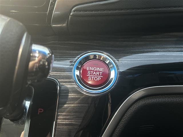 オデッセイ アブソルート・EX 純正ナビ(CD/DVD/DTV/Bluetooth/USB)フリップダウンモニター バックカメラ 前方ドライブレコーダー 両側パワースライドドア ETC D席パワーシート オットマン(6枚目)