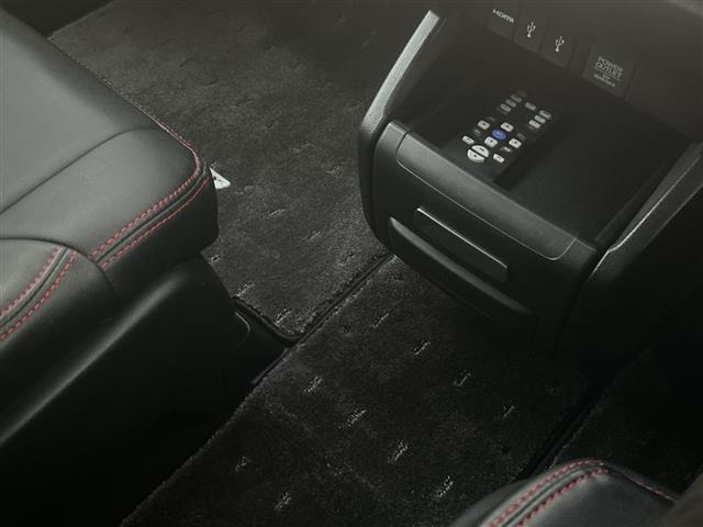 オデッセイ アブソルート・EX 純正ナビ(CD/DVD/DTV/Bluetooth/USB)フリップダウンモニター バックカメラ 前方ドライブレコーダー 両側パワースライドドア ETC D席パワーシート オットマン(12枚目)