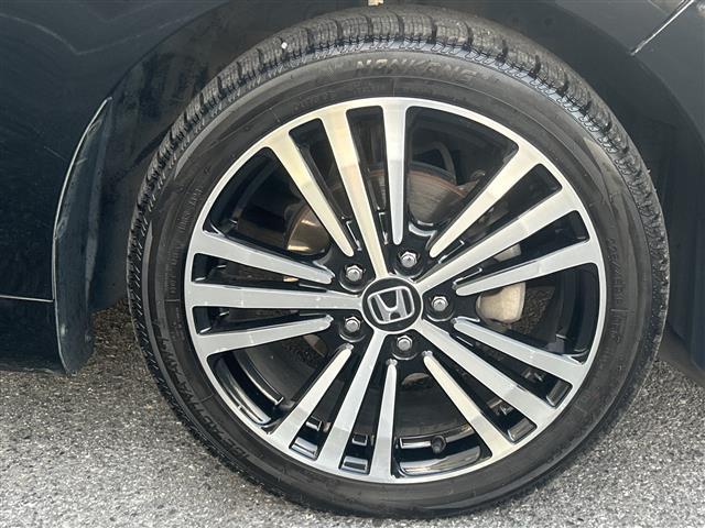 オデッセイ アブソルート・EX 純正ナビ(CD/DVD/DTV/Bluetooth/USB)フリップダウンモニター バックカメラ 前方ドライブレコーダー 両側パワースライドドア ETC D席パワーシート オットマン(22枚目)