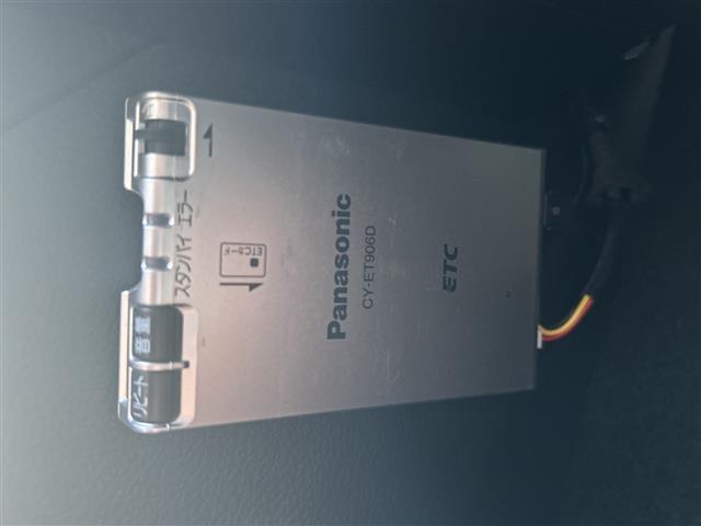 レヴォーグ 1.6GT-Sアイサイト 社外メモリーナビ(CD/DVD/DTV/Bluetooth/USB)/バックカメラ/前席シートヒーター/パワーシート/ETC/パドルシフト/EyeSight.Ver3/オートライト/プッシュスタート(9枚目)