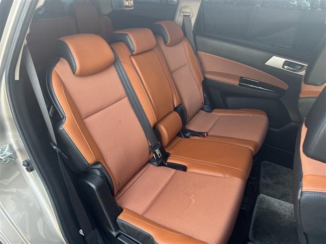 エクシーガクロスオーバー7 2.5iアイサイト 社外メモリナビ(TV/BT/CD/DVD/USB/iPod)ビルトインETC/SDサーバー/クルーズコントロール追従有/アイドリングストップ/後席モニター/前後ドラレコ/パドルシフト/パワーシート(14枚目)