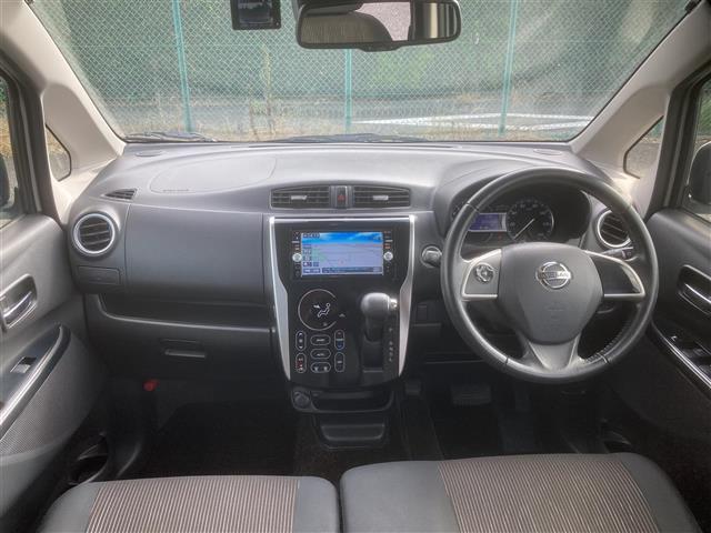 デイズ ハイウェイスター　Ｇターボ　◇純正ＳＤナビ◇フルセグＴＶ◇全周囲カメラ◇アイドリングストップ◇プッシュスタート◇ＥＴＣ◇スマートキー／スペアキー１本◇フロントドライブレコーダー◇純正フロアマット◇純正１５インチＡＷ◇ベンチシート（13枚目）