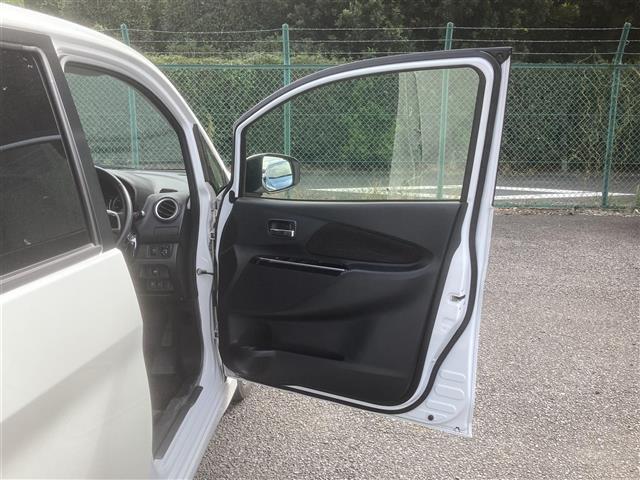 デイズ ハイウェイスター　Ｇターボ　◇純正ＳＤナビ◇フルセグＴＶ◇全周囲カメラ◇アイドリングストップ◇プッシュスタート◇ＥＴＣ◇スマートキー／スペアキー１本◇フロントドライブレコーダー◇純正フロアマット◇純正１５インチＡＷ◇ベンチシート（17枚目）