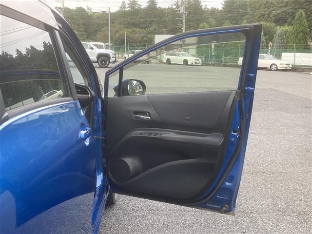 シエンタ G ◇社外メモリナビ◇社外ワンセグTV◇バックカメラ◇アイドリングストップ◇プッシュスタート◇両側パワースライドドア◇前後ドライブレコーダー◇純正フロアマット◇衝突被害軽減システム◇純正LEDヘッドライト(15枚目)