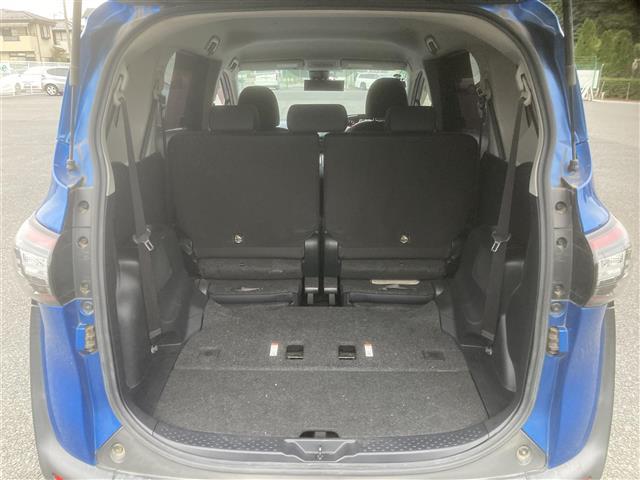 シエンタ G ◇社外メモリナビ◇社外ワンセグTV◇バックカメラ◇アイドリングストップ◇プッシュスタート◇両側パワースライドドア◇前後ドライブレコーダー◇純正フロアマット◇衝突被害軽減システム◇純正LEDヘッドライト(23枚目)