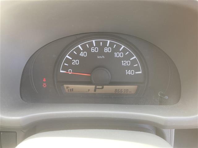 【メーター】メーターまわりも鮮やかに照らし出され、デザイン、安全性ともにバッチリですね♪