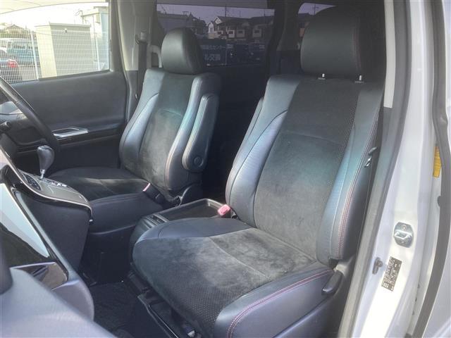 ヴェルファイア 2.4Z ゴールデンアイズ ◇アルパイン9インチSDナビ◇バックカメラ◇社外フリップダウンモニター◇オットマン◇キャプテンシート◇クルーズコントロール追従機能無◇両側パワースライドドア◇クリアランスソナー◇パワーバックドア(21枚目)