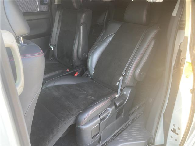 ヴェルファイア 2.4Z ゴールデンアイズ ◇アルパイン9インチSDナビ◇バックカメラ◇社外フリップダウンモニター◇オットマン◇キャプテンシート◇クルーズコントロール追従機能無◇両側パワースライドドア◇クリアランスソナー◇パワーバックドア(23枚目)