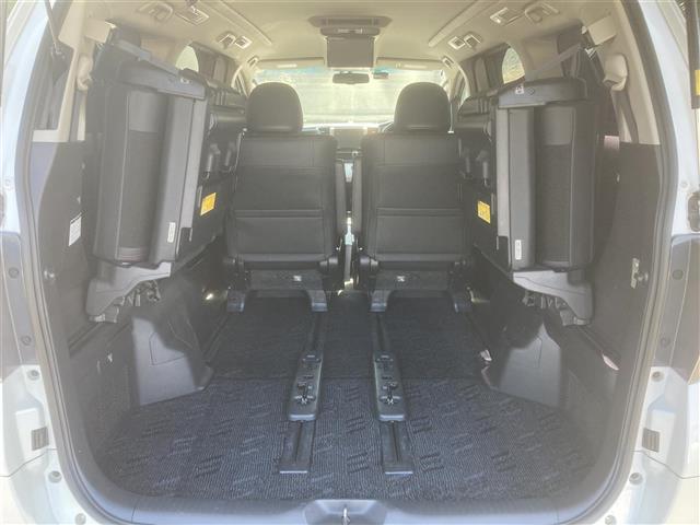 ヴェルファイア 2.4Z ゴールデンアイズ ◇アルパイン9インチSDナビ◇バックカメラ◇社外フリップダウンモニター◇オットマン◇キャプテンシート◇クルーズコントロール追従機能無◇両側パワースライドドア◇クリアランスソナー◇パワーバックドア(26枚目)