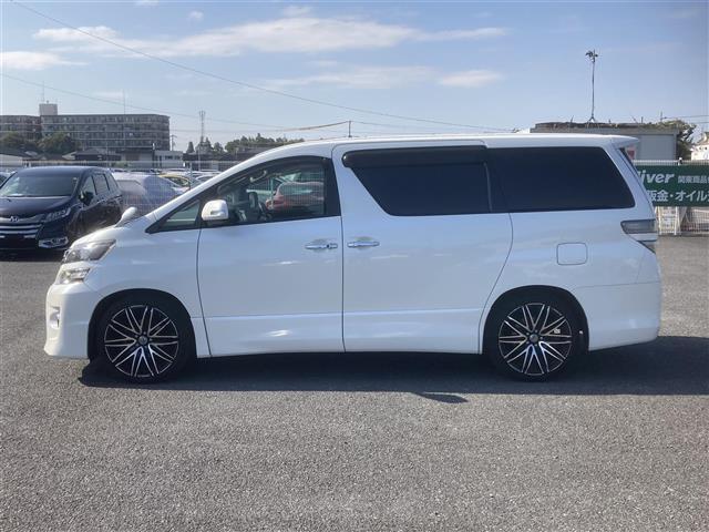 ヴェルファイア 2.4Z ゴールデンアイズ ◇アルパイン9インチSDナビ◇バックカメラ◇社外フリップダウンモニター◇オットマン◇キャプテンシート◇クルーズコントロール追従機能無◇両側パワースライドドア◇クリアランスソナー◇パワーバックドア(34枚目)