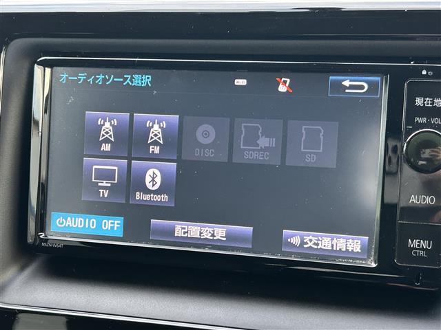 ヴォクシー V ◇純正SDナビ◇フルセグTV◇バックカメラ◇クルーズコントロール追従機能無◇ビルトインETC◇両側パワースライドドア◇DVD再生機能付き◇自動防眩ミラー◇後席ロールサンシェード◇純正15インチAW(7枚目)